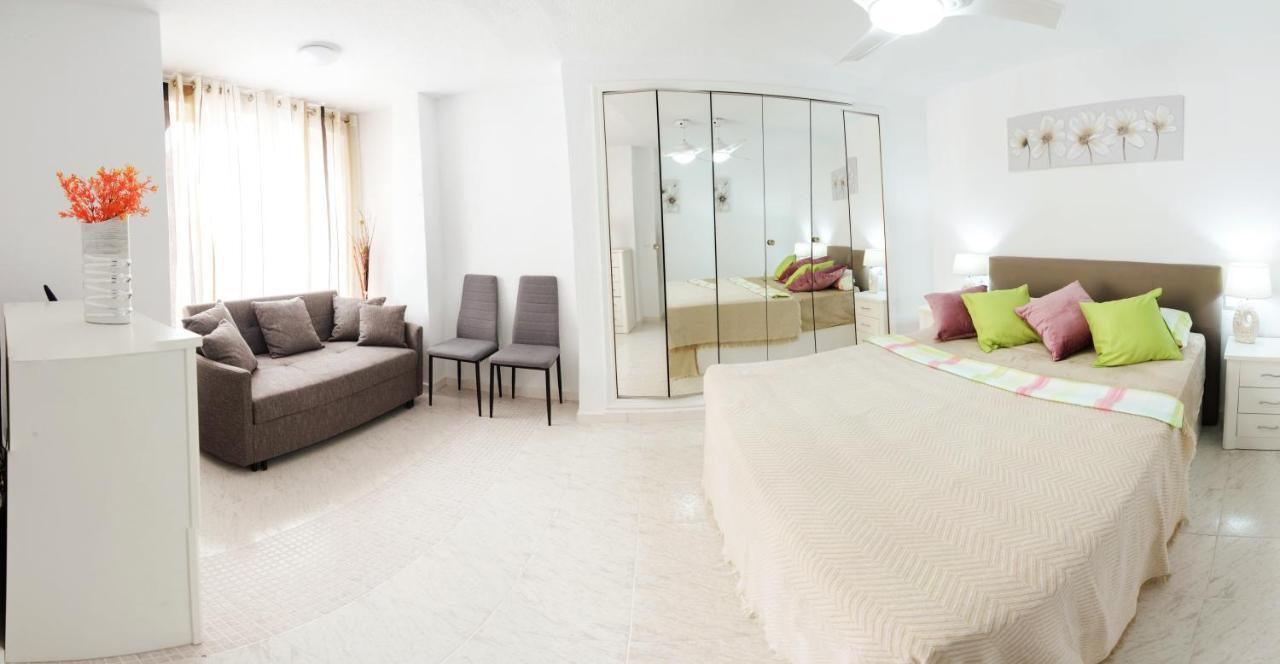 Holiday Suite Playa Del Cura Torrevieja Esterno foto