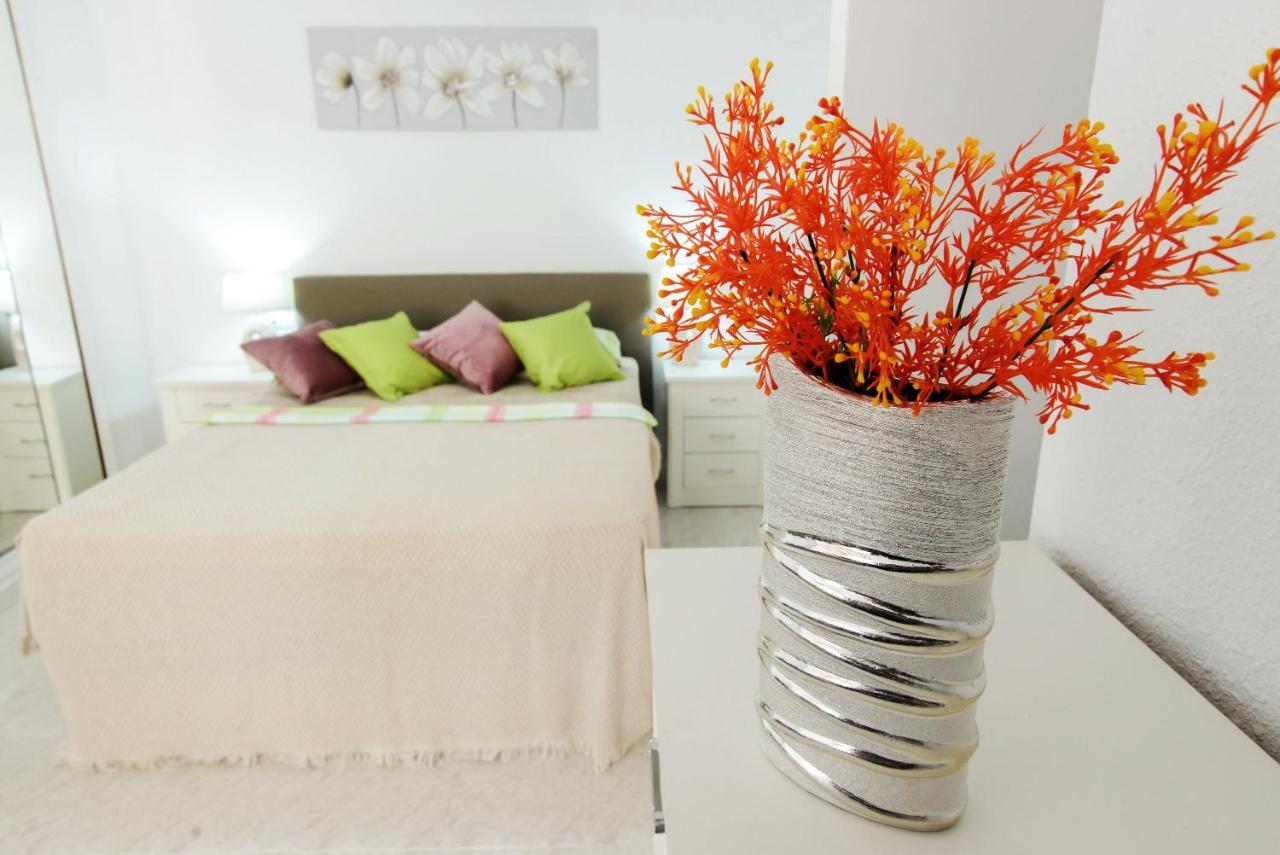 Holiday Suite Playa Del Cura Torrevieja Esterno foto